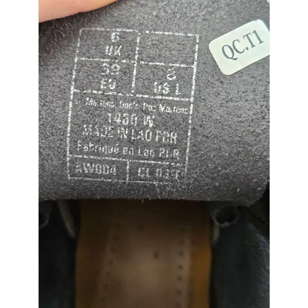 Dr. Martens 1460 Womens Size 8 Black Air Wait Patent Leather Boot - Picture 4 of 9